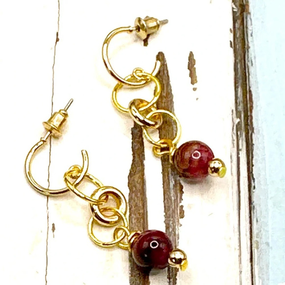 agate spheres drops dangle earrings in gold - Picture 2 of 8